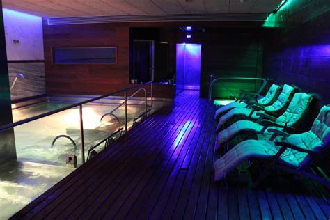 sauna rusa valencia|Cap Valencia, La Sauna Hamman :: Asociación Alina。